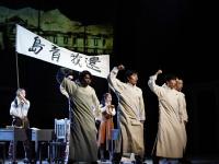 包含印度国家女子足球队奋起抗争，英勇夺取胜利的词条